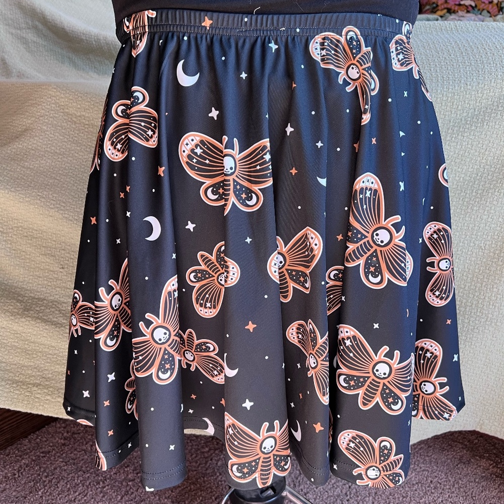Death Head Moth Skater Skirt Pull-On XL